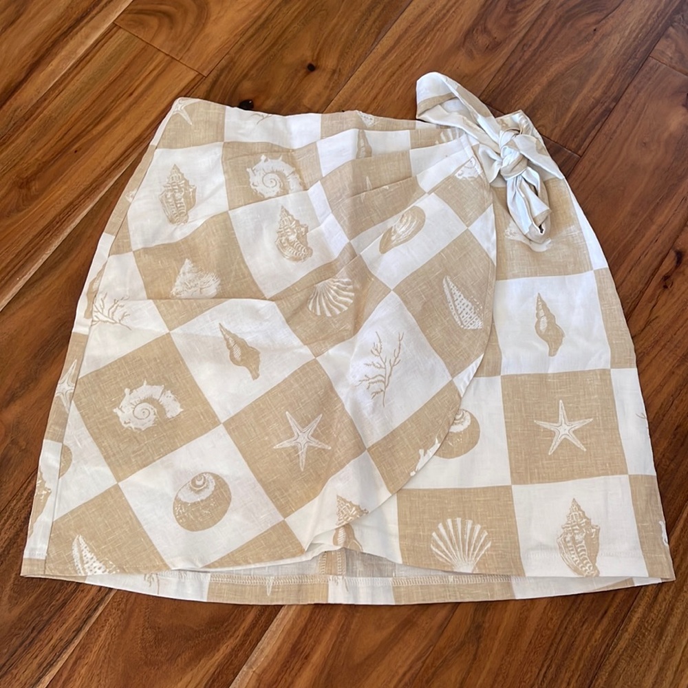DISSH brand linen wrapped skirt.